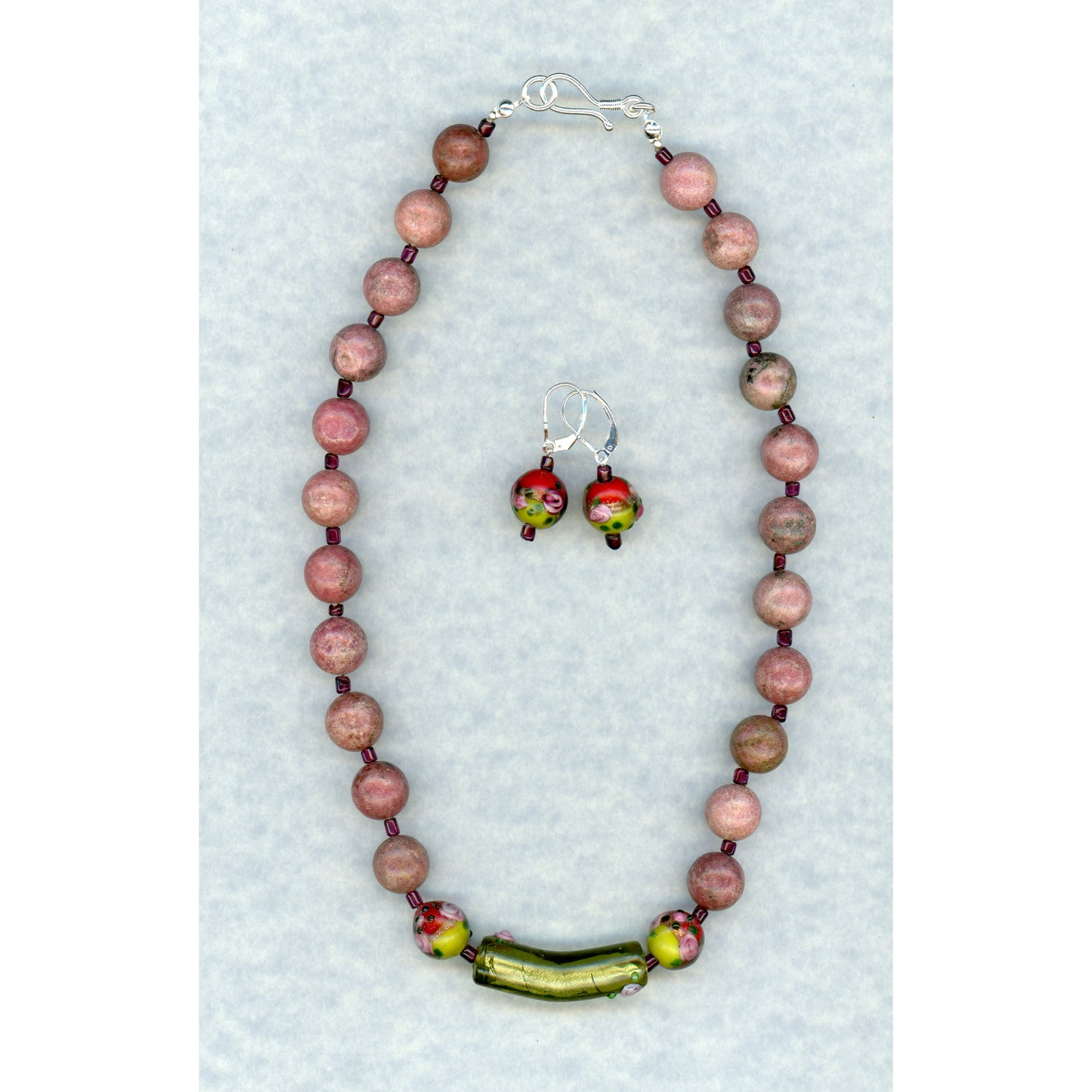 Duchess — Necklace and Earring Set