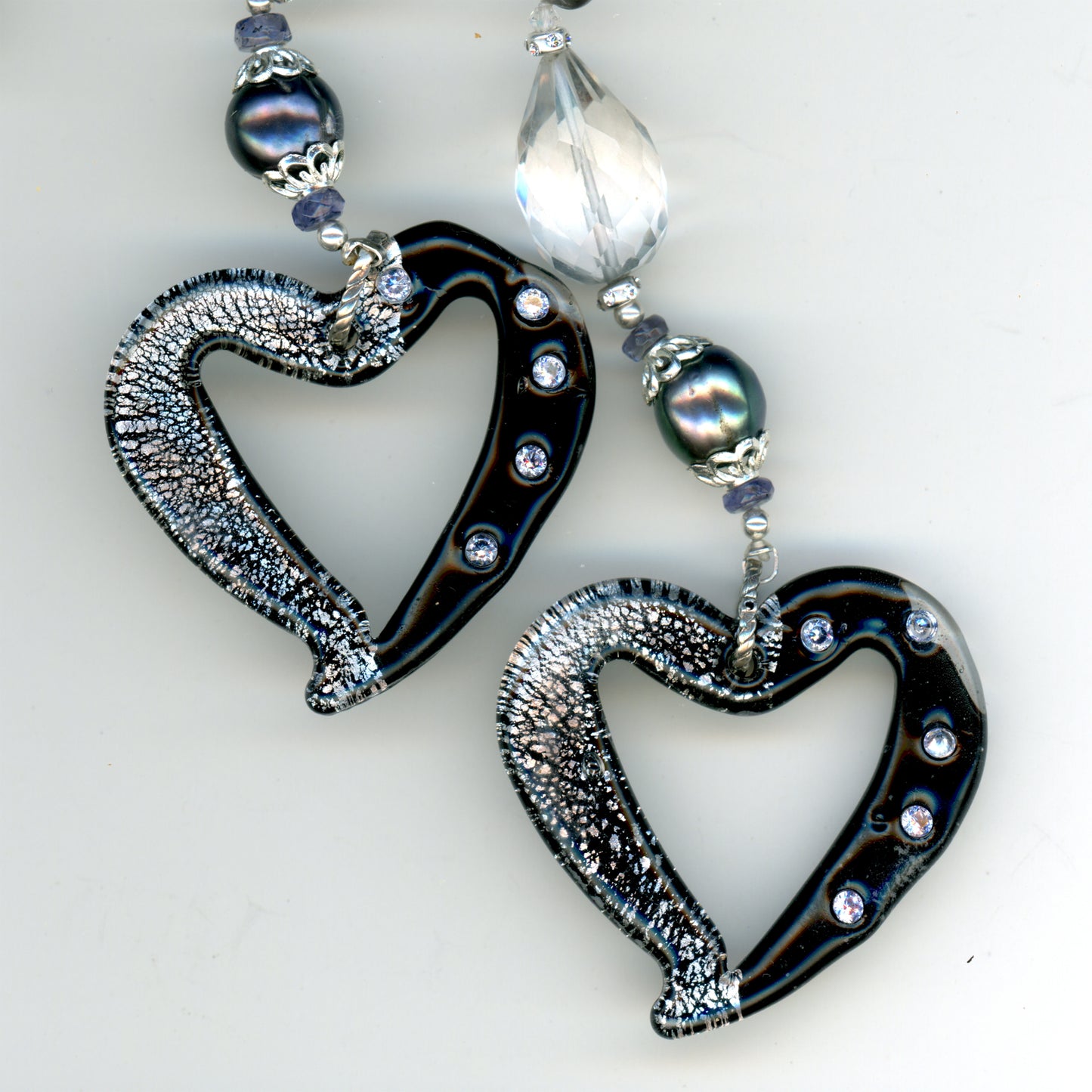 Black Heart & Pearl Lariat