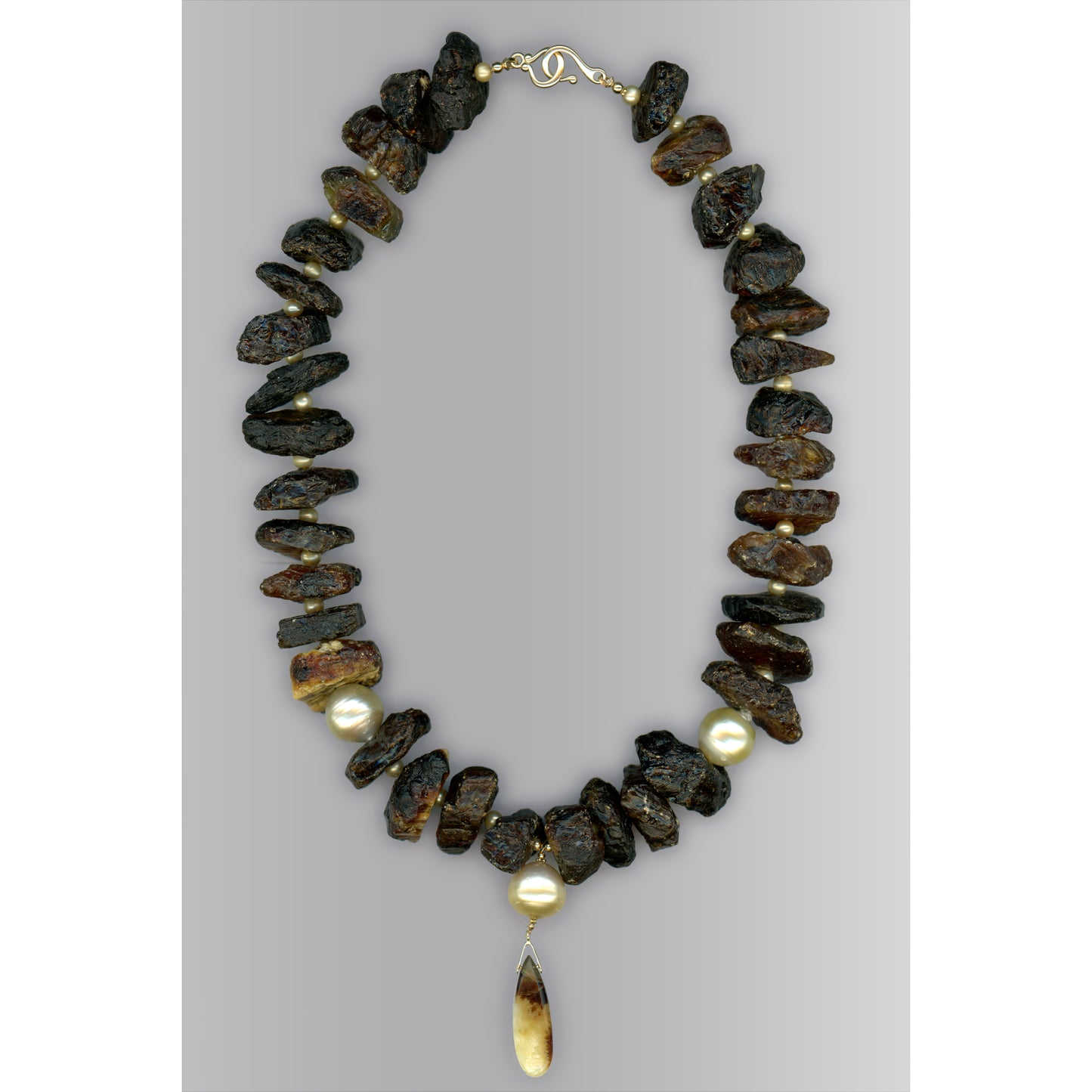 Akka Necklace