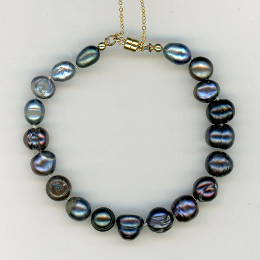 Black Pearl Bracelet