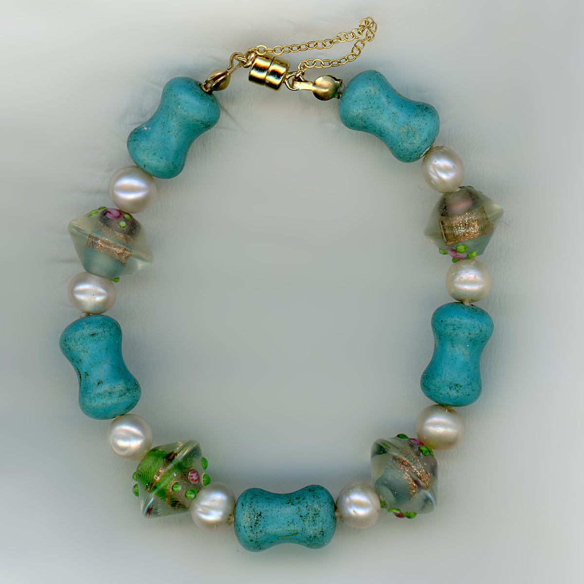 Chinese Rose Bead Bracelet