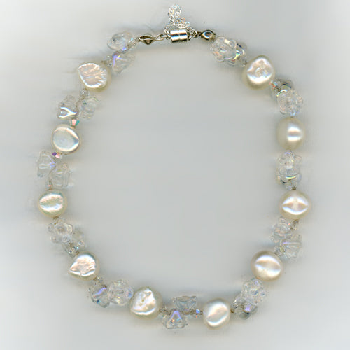 Pearls and Crystal Flower Bracelet