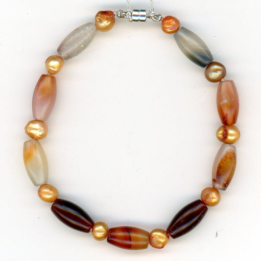 Carnelian and Pearl Bracelet